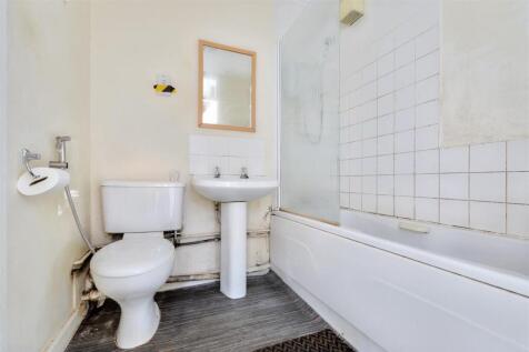 Bathroom.jpeg