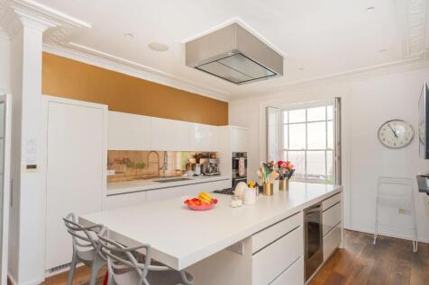 1W1TCN - Kitchen A.jpg