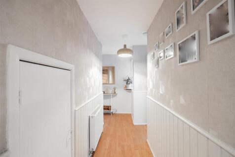 hallway-1.jpg