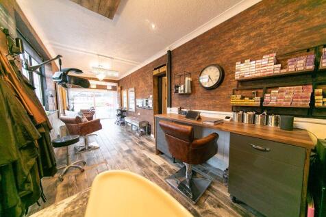 Salon / reception room 