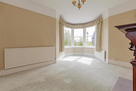 Reception Room-2.jpg