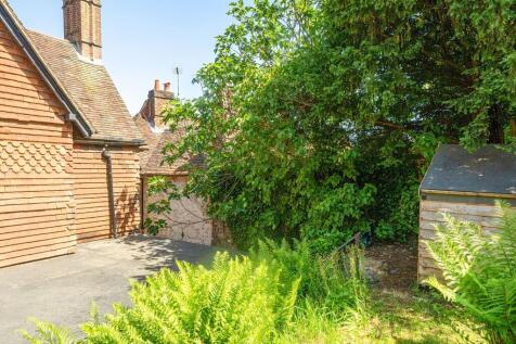 Garden & Rear Elevation