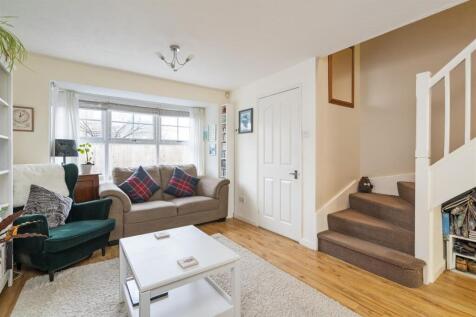 8 Kilsby Grove_10.jpg
