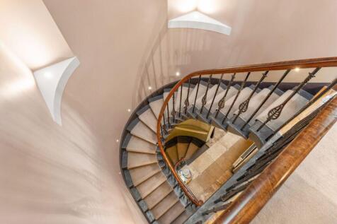 4 bed, 2 bath Town House in Edinburgh - Photo 19