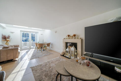 1375468-12-690a26...