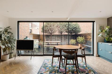Victorian Grove, N16