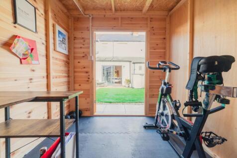 Award-winning Media team on EVERY Listing_34