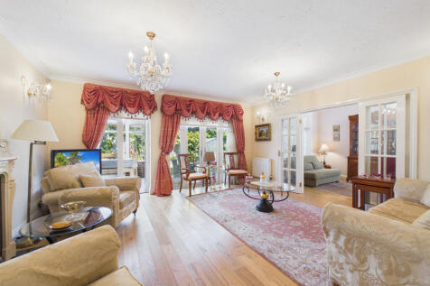 Living room 1