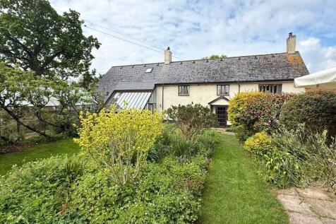 Rear Aspect + Garden
