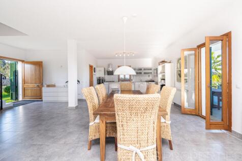 Dream Finca with Panoramic Views near Santa Margalida