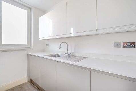 1288499-4-683dbbb...