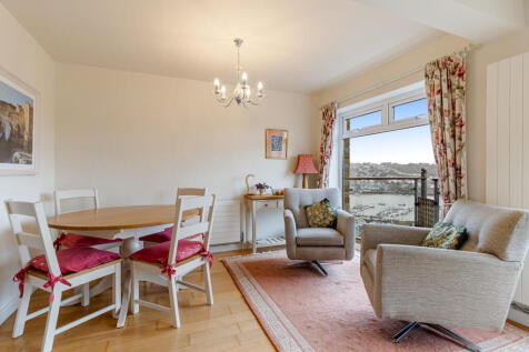 20 Dining Room