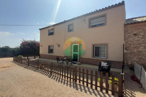 3 Bedroom Semi-Detached For Sale-PIN21-9