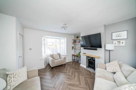 Webbs Estate Agents.jpg