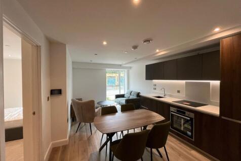 One Bedroom Furnished Apartment | Leeds (LS9) A well-presented one-bedroom apartment, offered fully furnished and ideally located Richmond Hill. The apartment features a bright open-plan living and ki
