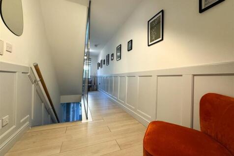STAIRS & LANDING