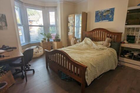7 Bedroom Terraced in RG1 5NH