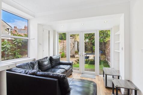 18 Barrack Road - 14 .jpg