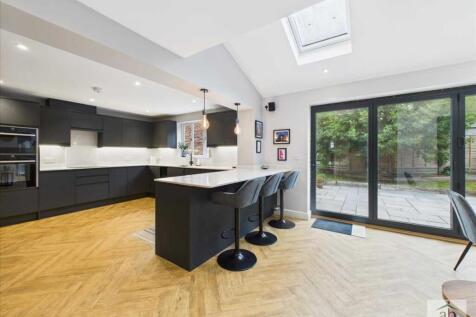 Kitchen/diner/Family