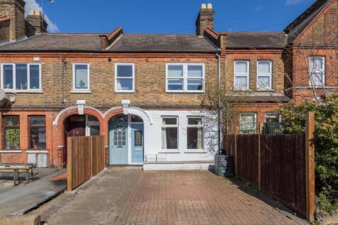 Warner Road, E17