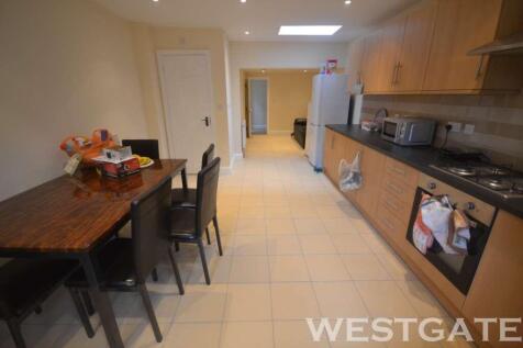 5 Bedroom Terraced in RG1 5NR