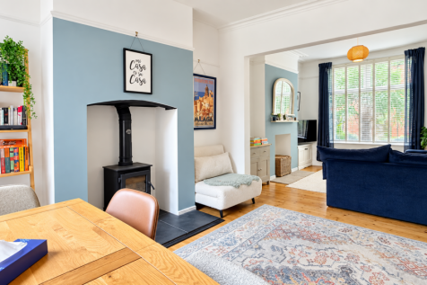 Dining room image 3.png