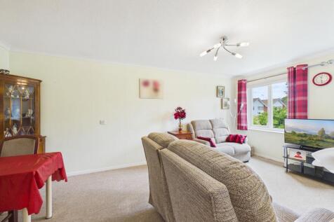 Lounge/ Dining area
