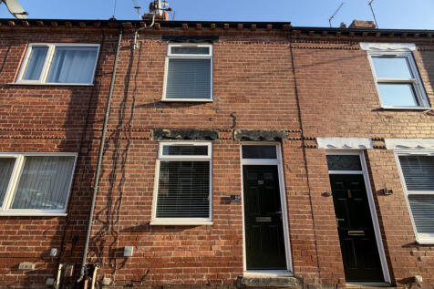 2 Bed Terrace for Rent