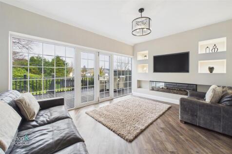 Mitton Avenue