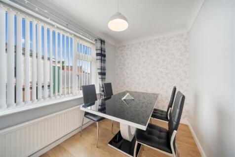 16 Dawnbrook Close-37.jpg