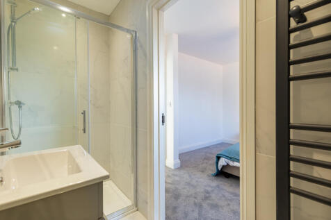 3 Eastwoodbury HR (21)