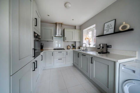 1393773-12-6943f4...