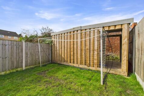 Open Storage Outbuilding