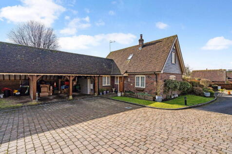 103946_6 Farriers Close Preston Candover (2)_low_1
