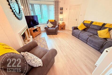 PHOTO-2025-10-14-18-05-04 (17).jpg