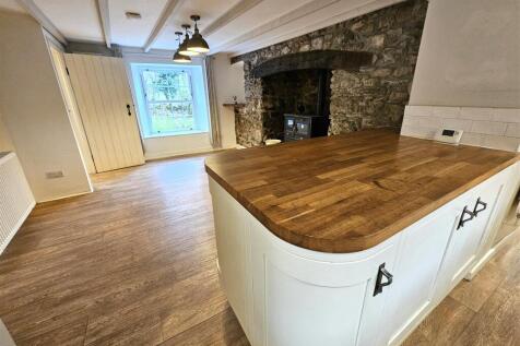 Kit Dining Rm.jpg