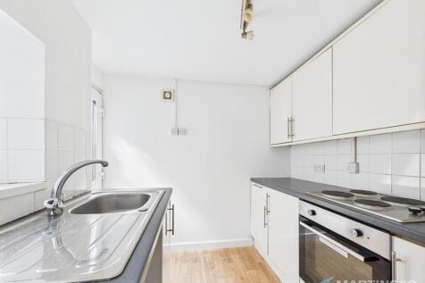 CAM02318G0-PR0453...