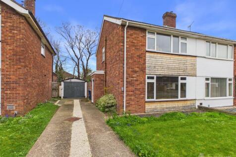 Front of House- Mark Stephens EweMove Newmarket an