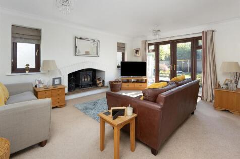 34 Ashwells, Yelvertoft