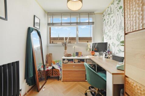 57 Kidbrooke Park Close - TEaJD6OW4s7DJd2MtUIq.jpg