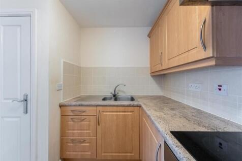 49 Arley Court-002.jpg