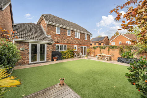 1373597-5-68ff6da...