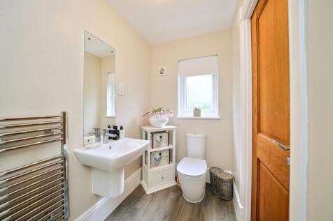 Main Bedroom Ensuite