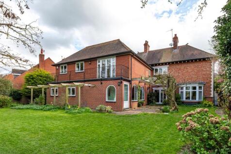 The Oaklands-22.jpg