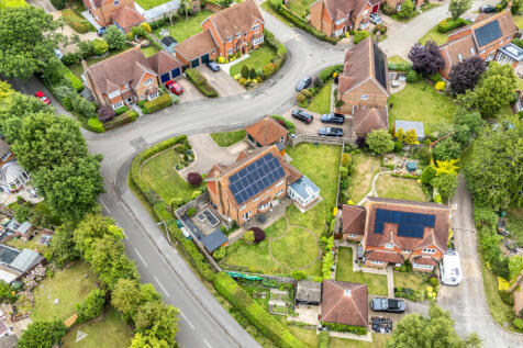 1306645-4-684bd30...