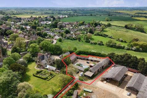 The Hen Yard- overlay (2).jpeg