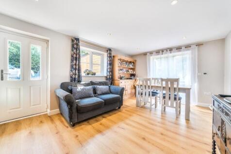 DINING LIVING AREA.jpg