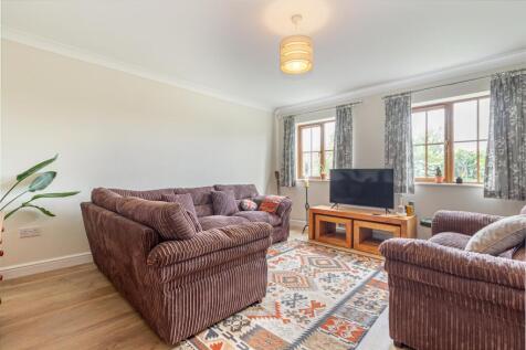 Living-room-2.jpg