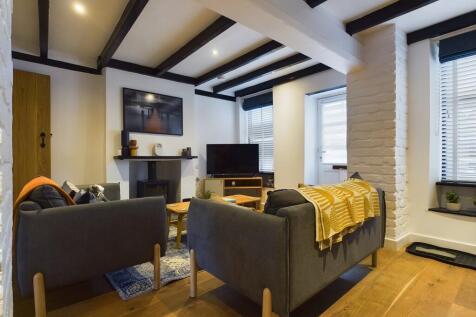 Living / Dining R...