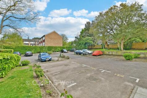 Driveway/Parking